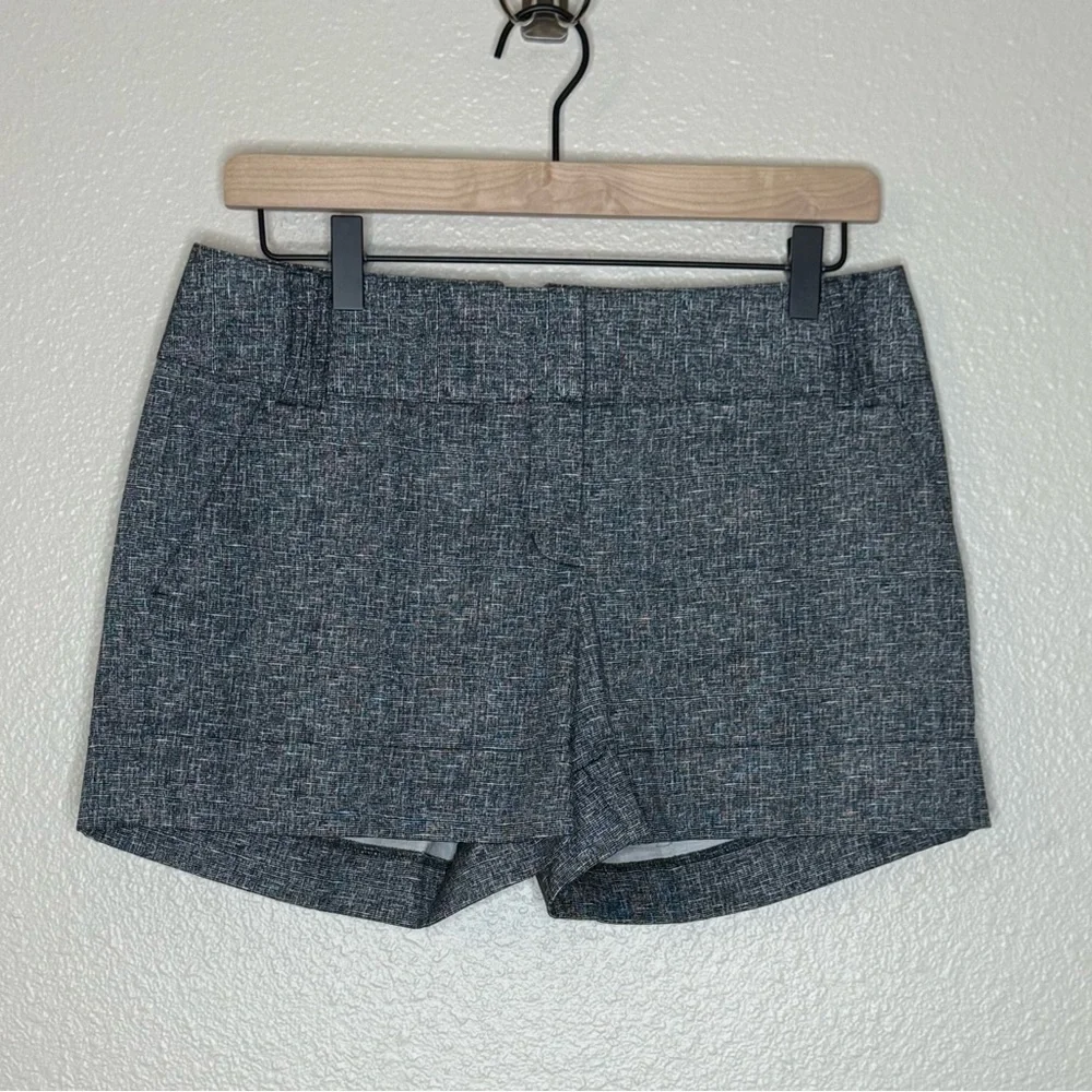Express Women's Classic Trendy Cotton Blend Shorts 4 Charcoal Gray - Picture 2 of 5